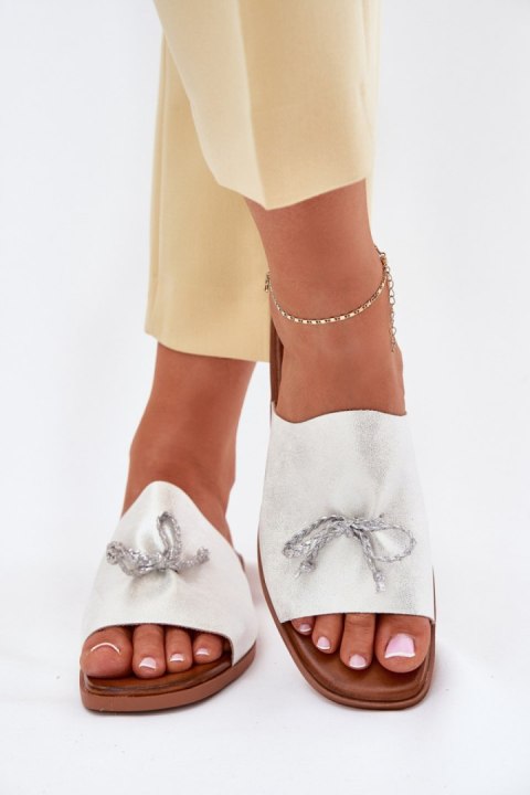 Sandał Klapki Model Norela 25SD35-8781 Silver - Step in style