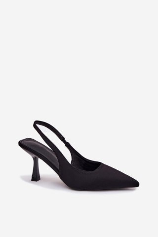 Sandały Model Lunira P-1370 Black - Step in style