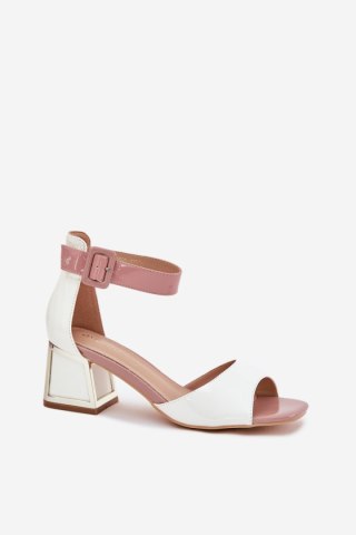Sandały Model Zennia 25SD35-8750 White Lakier - Step in style