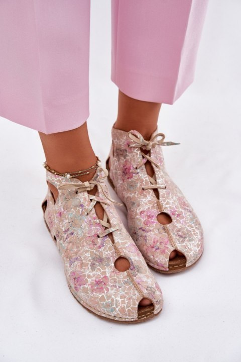 Botki Model Maciejka 03426-48 Beige Flowers - Step in style