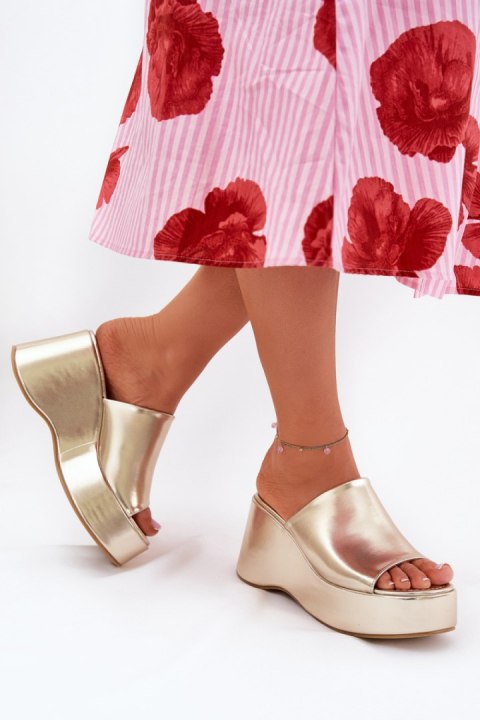 Sandał Klapki Model Kisoffi 8338-305 Gold - Step in style