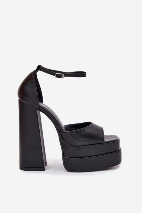 Sandały Model Beloria P-1242 Black - Step in style