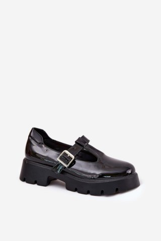 Półbuty Model Venda 1-7018 Black Lakier - Step in style