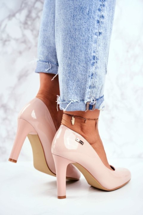 Czółenka Model Sergio Leone Campbell 1457 Beige Lakier - Step in style