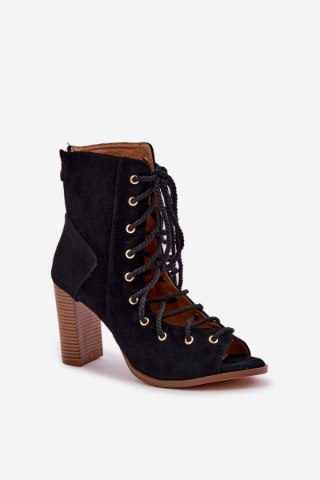Sandały Model Ivelseki M391 Black - Step in style