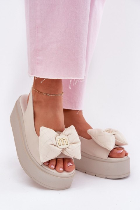 Sandały Model CheBello 4641 Beige - Step in style