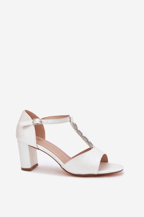 Sandały Model Triavera 24SD98-7148 White - Step in style