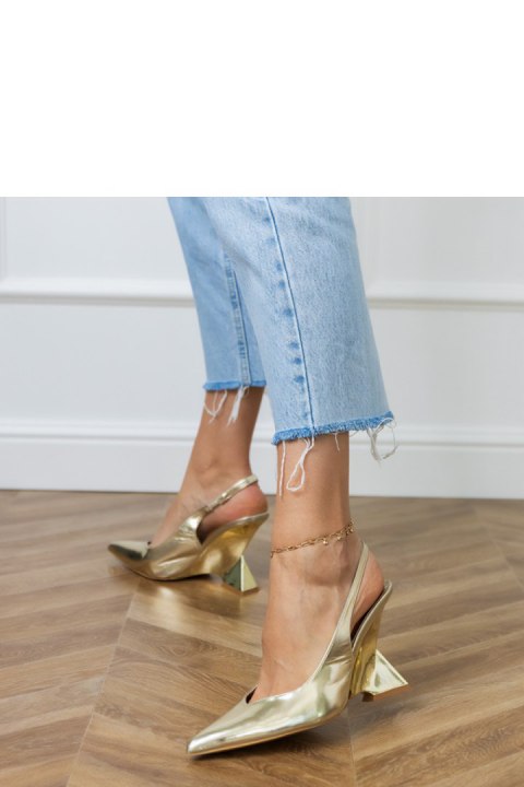 Czółenka Model Kokkes E30072 Gold - PRIMO