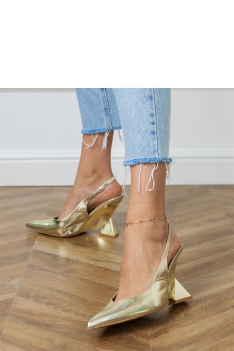 Czółenka Model Kokkes E30072 Gold - PRIMO