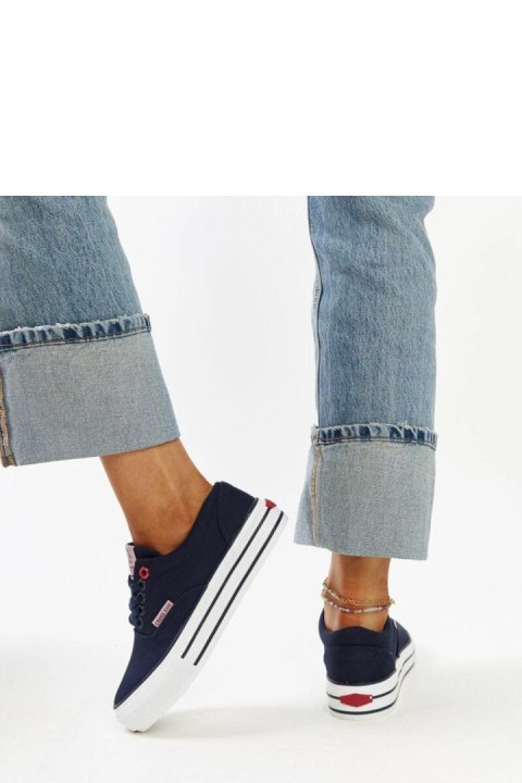 Granatowe damskie trampki na grubej podeszwie CROSS JEANS - Solea