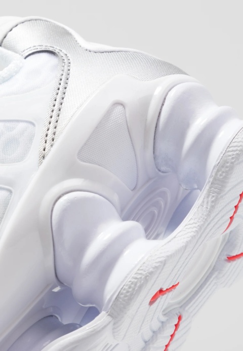 Buty Nike Shox Tl Białe AR3566-100
