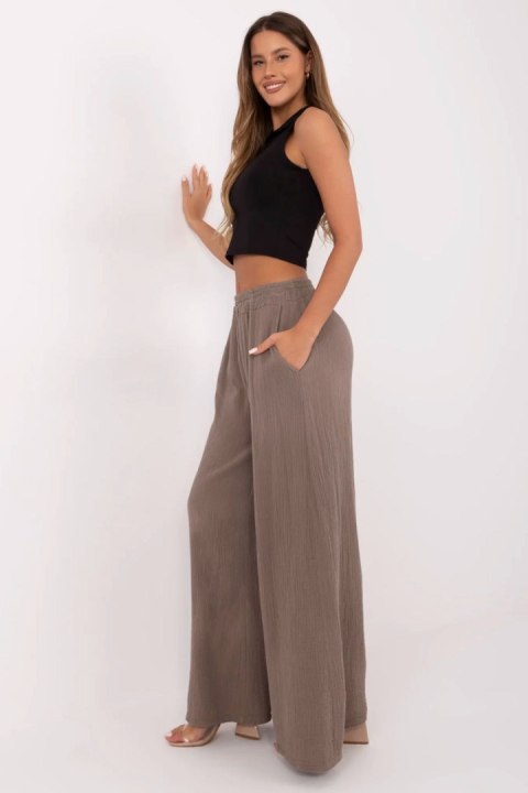 Spodnie Damskie Model MI-SP-2563.84 Brown - Italy Moda