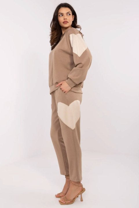 Spodnie Komplet Model MI-KMPL-M6156.98 Light Brown - Italy Moda