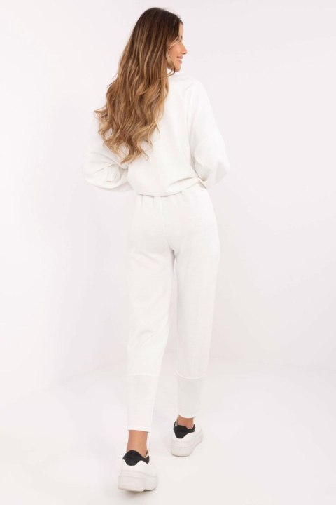 Spodnie Dresowe Model DHJ-SP-9283.83P Ecru - Italy Moda