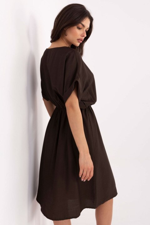Sukienka Model MI-SK-A63751.67 Dark Brown - Italy Moda