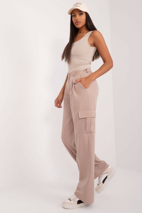 Spodnie Damskie Model LK-SP-509641.95 Beige - Lakerta Hurtownia odzieży on-line, moda damska, bielizna i obuwie dla kobiet - Mat